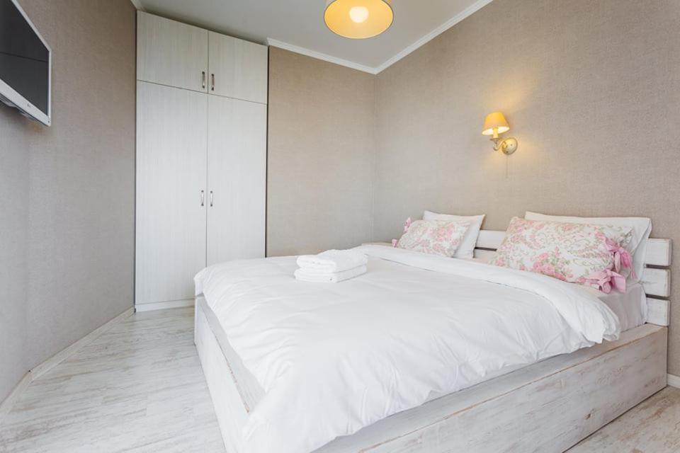 Панорамный Вид 15 Этаж. Набережная Днепра Kyiv Exterior photo